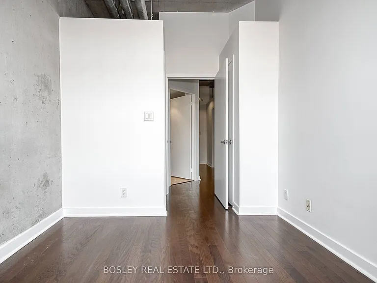 955 Queen St W #311 — Photo 29