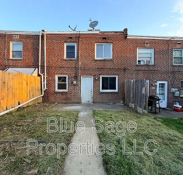117 Ervin Ave — Photo 28