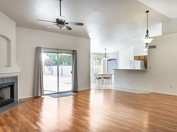 4th image of 8537 W Caribbean Ln