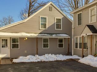 12 E Main St, Ayer, MA 01432
