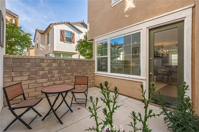 24339 Verdugo Cir — Photo 11