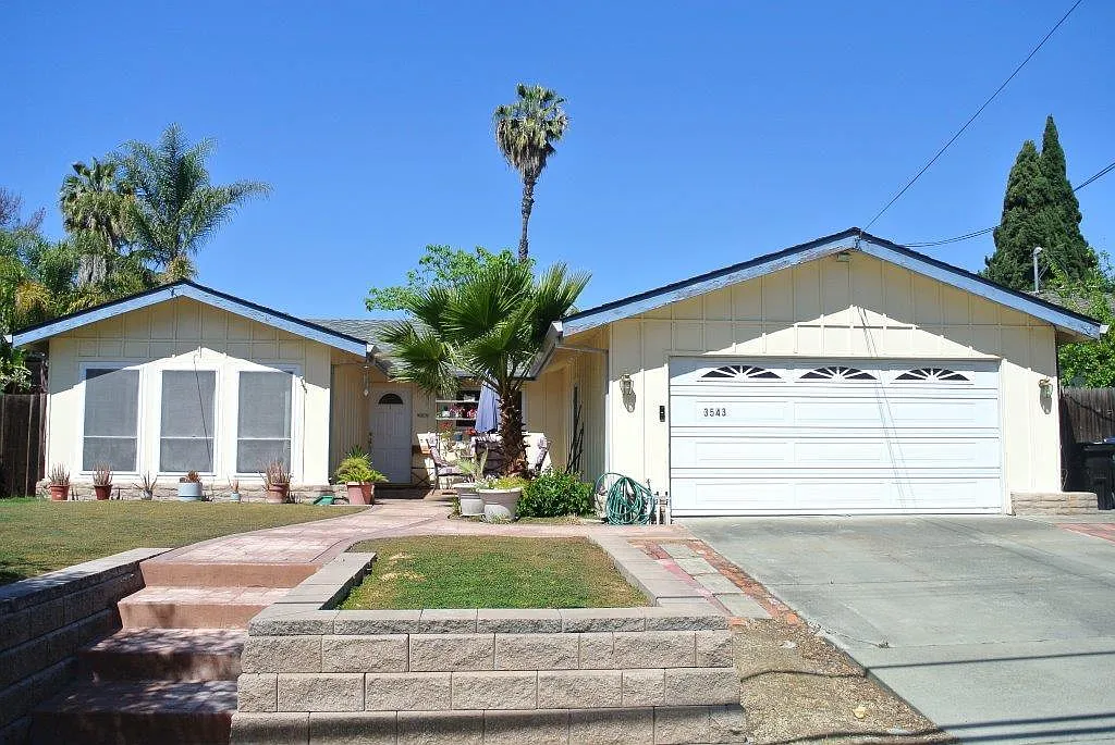 3543 Story Rd photo 1