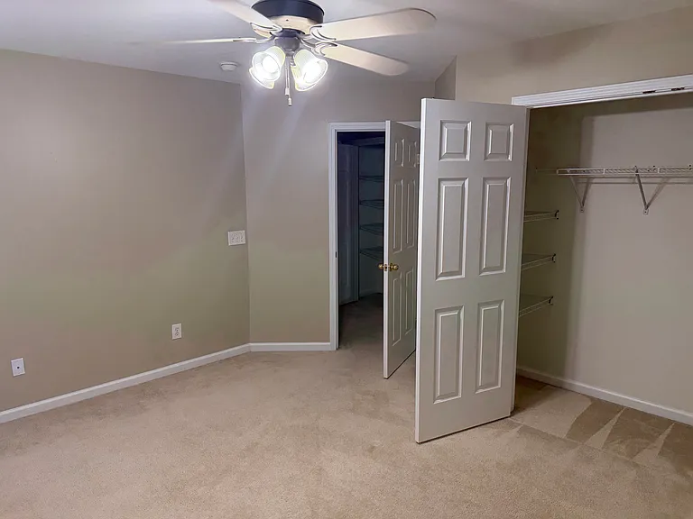 128 Autumn Falls Dr — Photo 44
