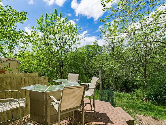 5th image of 7494 Stonetrail Way