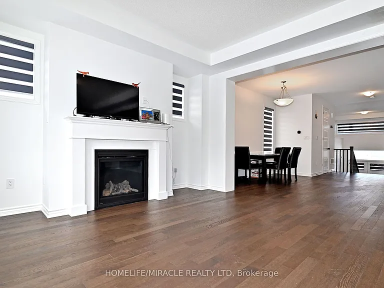689 Mika St — Photo 13
