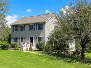 594 Farm To Market Rd, Athens, NY 12015