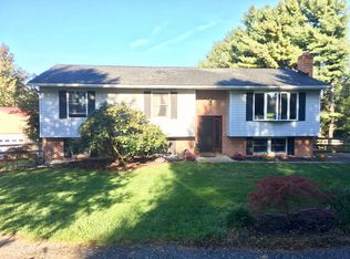 1243 Hoods Mill Rd, Woodbine, MD 21797