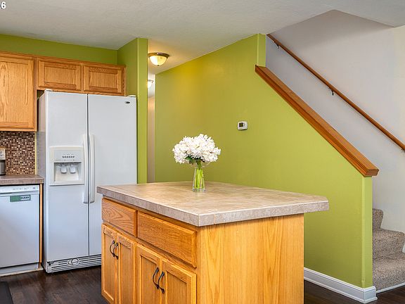 4th image of 8211 SE 45th Ave