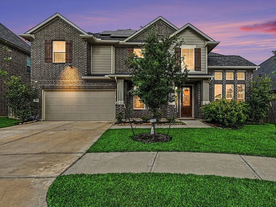 2107 Brooke Avery Dr