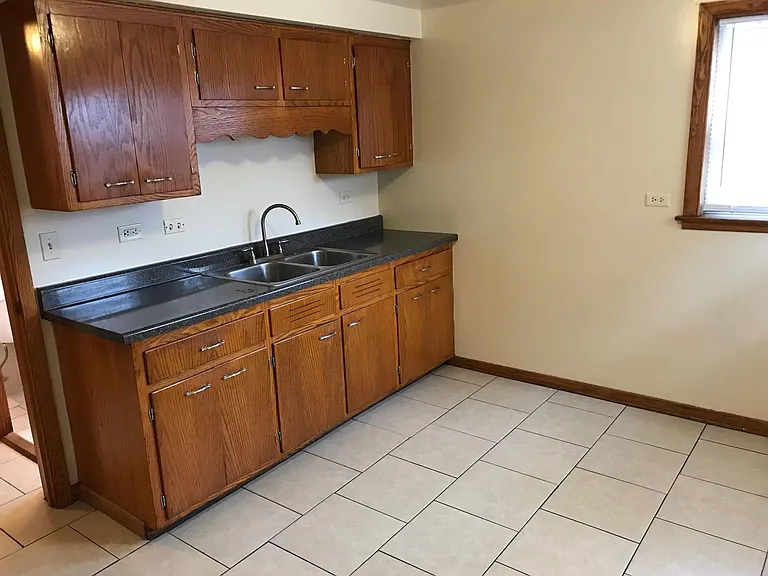 8916 N Wisner St #1 — Photo 4