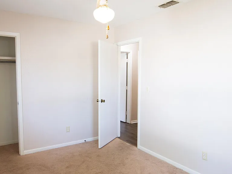 4724 Cape Cod Dr — Photo 11