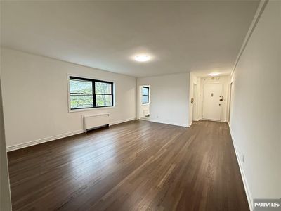 3001 Edwin Ave APT 5A, Fort Lee, NJ, 07024