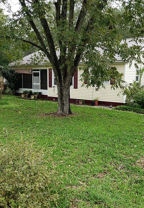 1st image of 2400 Sylvester Dr