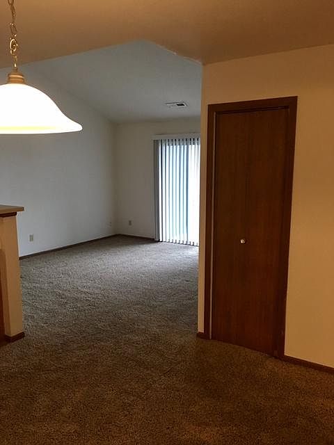 1st image of 6298 Applegrove Ln #6298