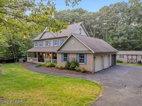 369 Sycamore Dr, East Stroudsburg, PA 18301