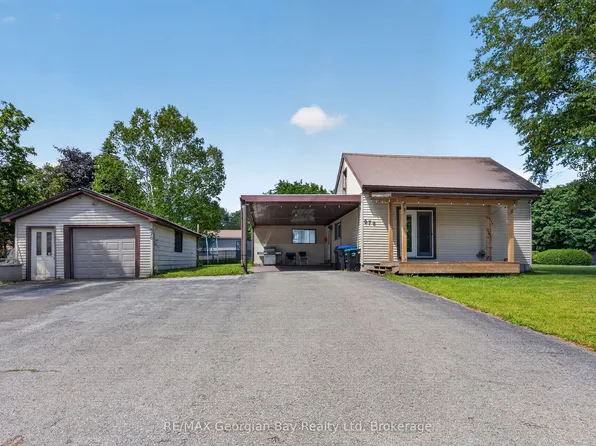 676 3rd Ave, Tay, ON L0K 1R0