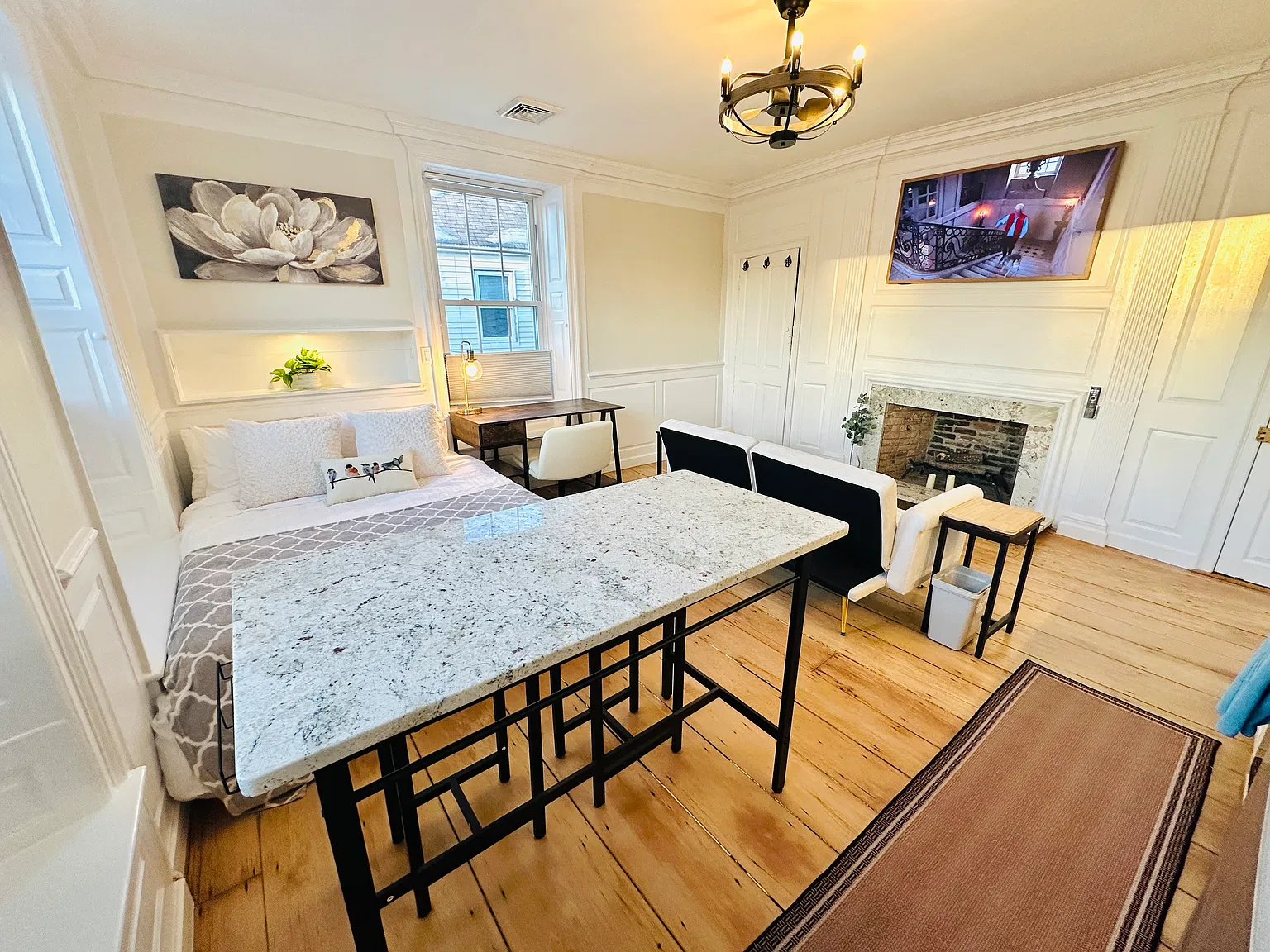Studio, 300 sqft, $2,435 — Photo 2