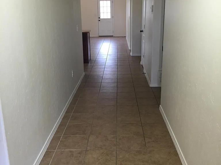 3519 Sierra Bonita Ave — Photo 4