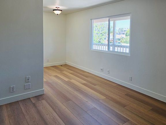 4th image of 1980 Anaheim Ave APT B