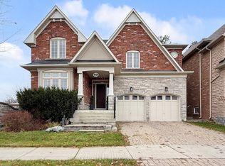 2 Yorkton Blvd, Markham, ON L6C 0J9