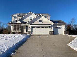 4157 Settlers Ridge Rd, Belmont, MI 49306