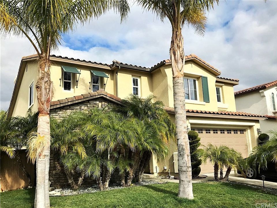 1st image of 26926 Silverbell Ln
