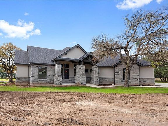 3rd image of 209 Oak Hill Dr