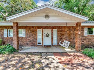 316 Ohio Ave, Valparaiso, FL 32580