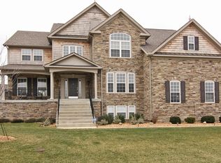 10533 Serra Vista Point, Fishers, IN 46040