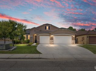 9318 Poseidon St, Bakersfield, CA 93306