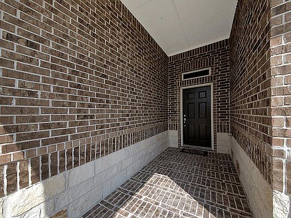 5th image of 4103 Cypress Point Dr