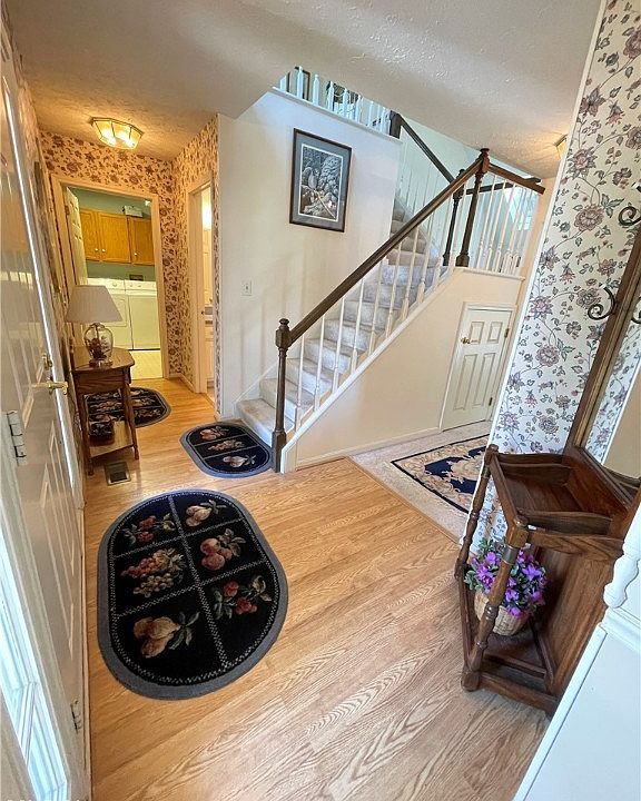 5999 Halle Farm Dr A26, Willoughby, OH 44094 Zillow