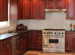 280 Bayview Dr, Laurence Harbor, NJ 08879
