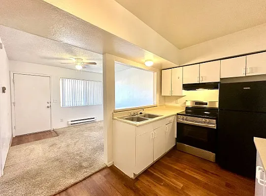 Santa Cruz Apartments - Studios, 1 Bedroom and 2 Bedrooms with Pool! — Photo 4