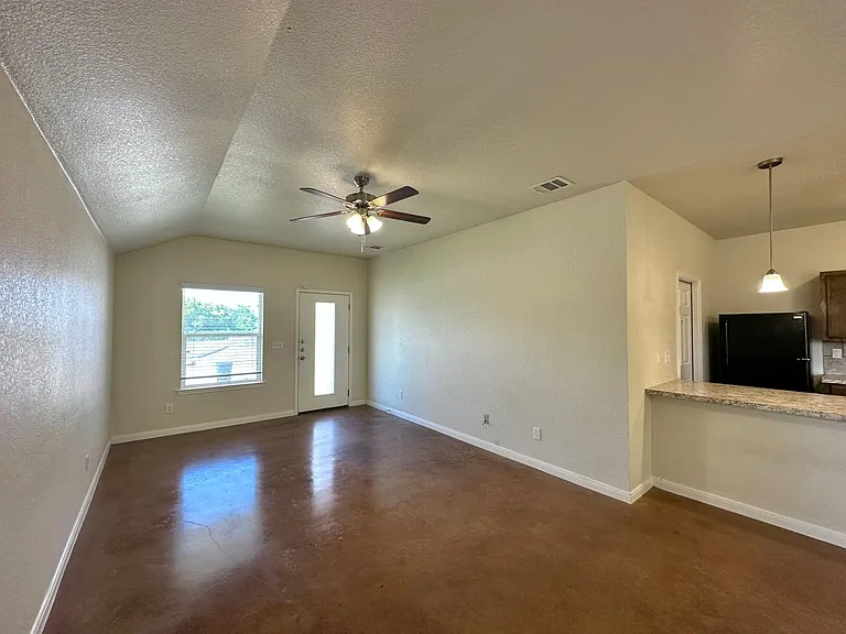 4502 Skyflower Ln — Photo 5
