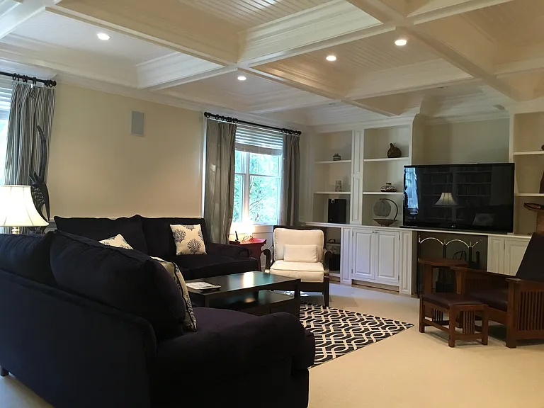 Fairmont Ave — Photo 13