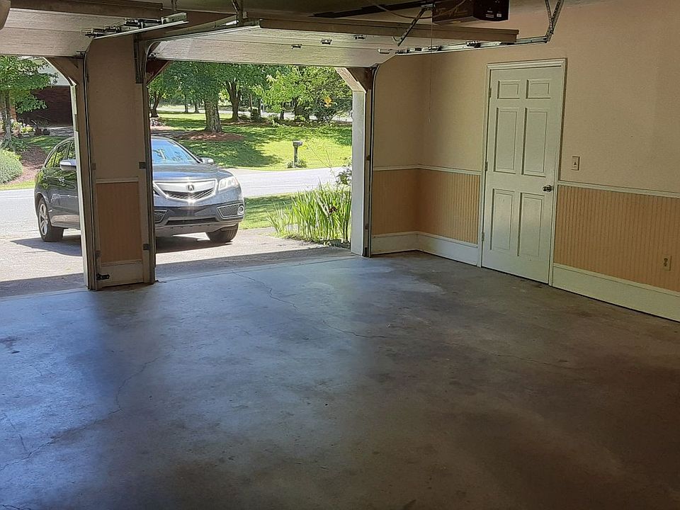 5977 Spalding Dr, Norcross, GA 30092 Zillow