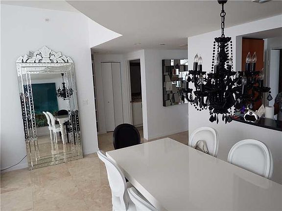 4th image of 1331 Brickell Bay Dr APT 1702