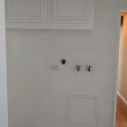 4th image of 9051 E Pillsbury St