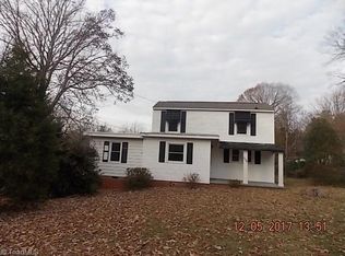 238 Hampton Rd, Asheboro, NC 27203