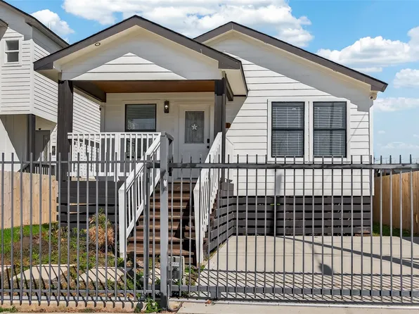 1311 E 35th St, Houston, TX 77022