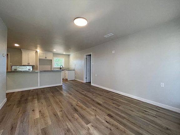 4th image of 3222 Auburn Ave