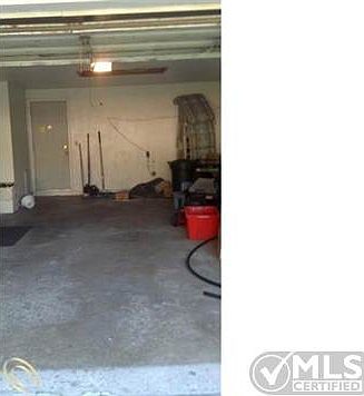 Hazelhurst View of Garage.JPG