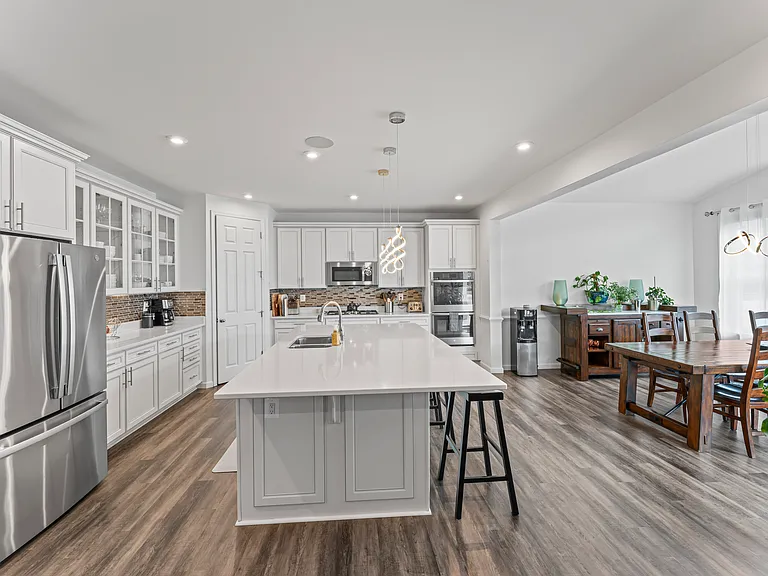 7810 Bexley Ln — Photo 10