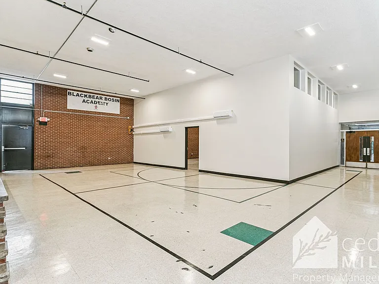 Black Bear Elementary — Photo 14
