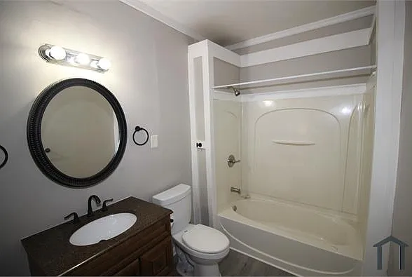 1651 Nebraska Ave — Photo 18