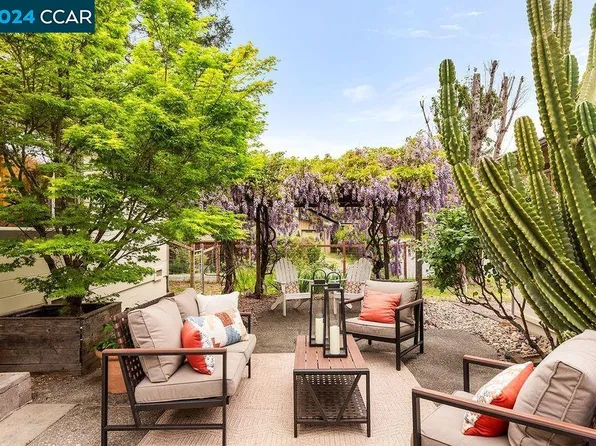 5647 Highway 116, Forestville, CA 95436