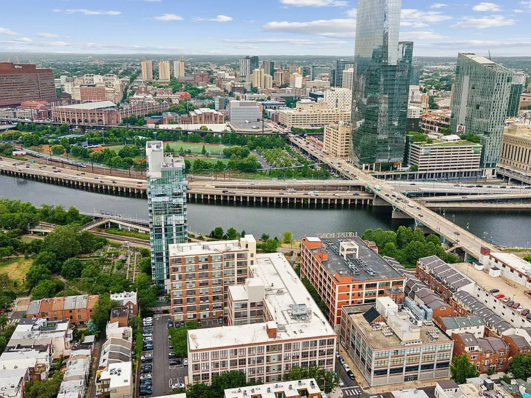 Apartments on the Schuylkill River