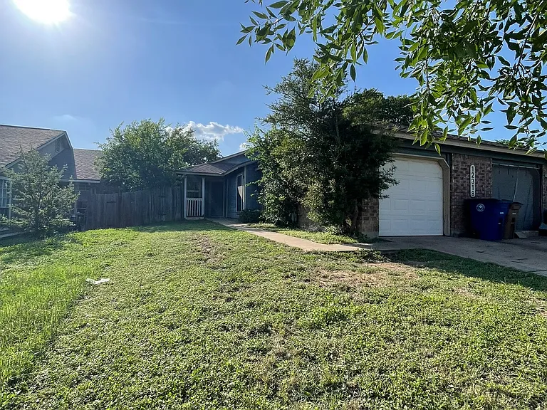 12318 Dellrey Dr #A — Photo 18