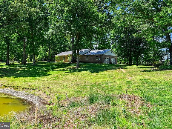 2nd image of 321 Willow Oak Ln